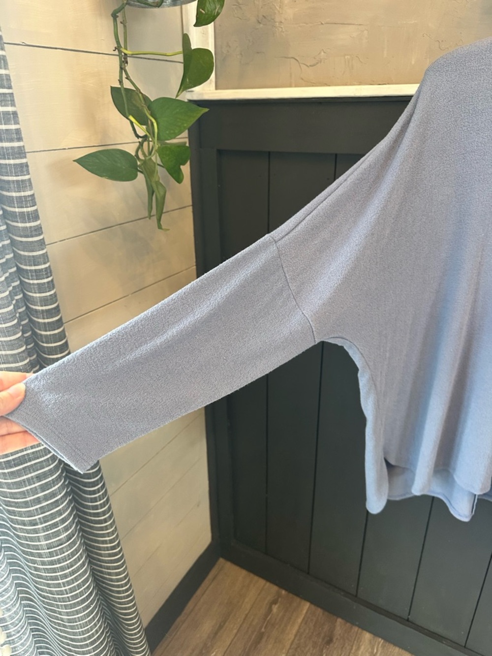 Before You Light Blue Gray V-Neck Knit Top size 3X - Picture 5 of 9